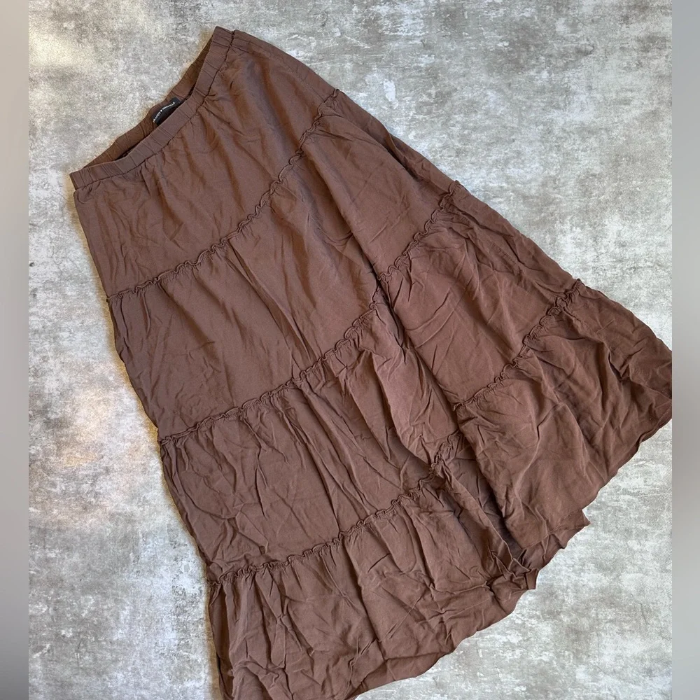 Brandy Melville Brown Tiered Maxi Skirt Resort Wear - Picture 2 of 4